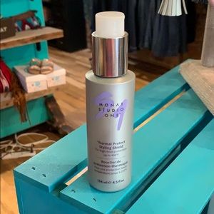 Monat Thermal Protect Styling Shield